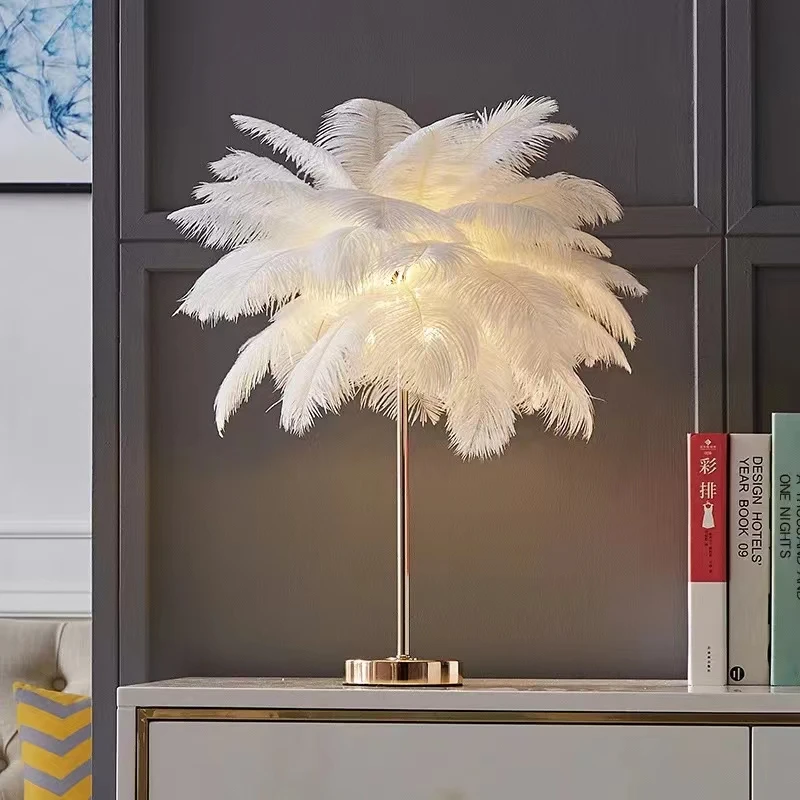 lampe de table design plumes d`autruche couleur blanc