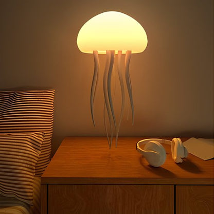 lampe de chevet design allumee sur table
