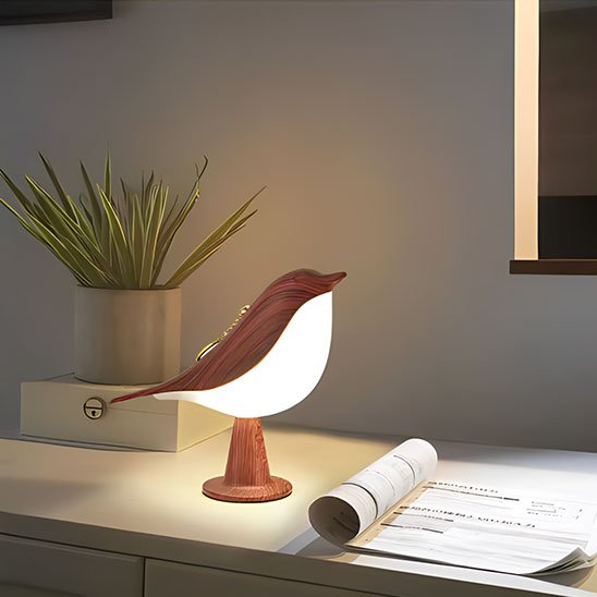 lampe de chevet tactile allume sur table en decoration