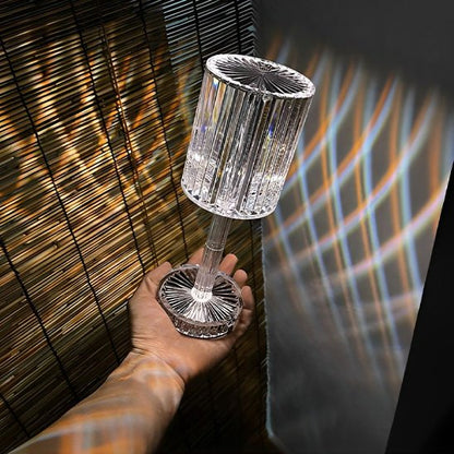 Lampe tactile dans une main